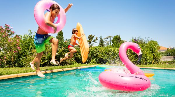 actividades pool party