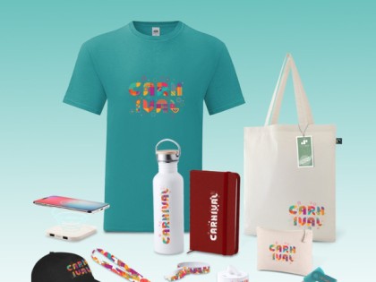 Proceso de personalización ecológica en taller de Design Bags Alicante