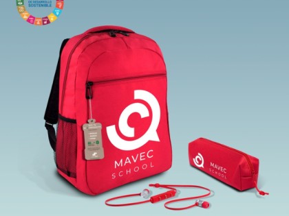 Mochilas recicladas con logo corporativo fabricadas por Design Bags