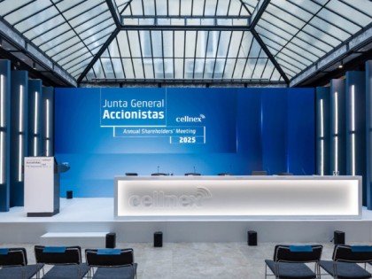 Escenario para evento cultural producido por EFS con diseño temático