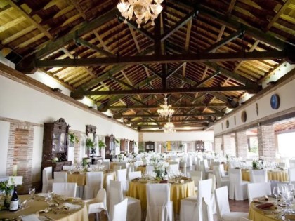 Ceremonia en el jardín junto a los viñedos del Cigarral Santa María