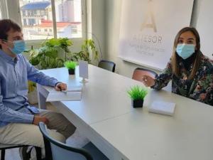 Interpretación simultánea para ruedas de prensa y eventos en vivo