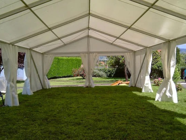 DACARPA: instalación profesional de carpas en ferias nacionales