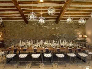 Exterior view of the Grup Pous warehouse in the Fornells Industrial Estate