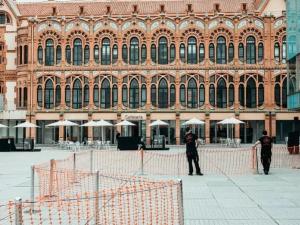 Musical event production with specialized technical personnel