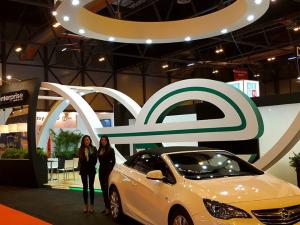 Comprehensive planning and organization of corporate events with space setup