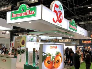 Strategic trade show marketing with clear and attractive visual signage