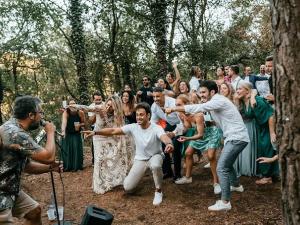 Reserva DJ profesional para eventos corporativos con Luken Events