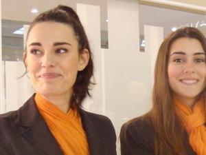 Azafatas y guías para eventos culturales y deportivos en Madrid y Barcelona