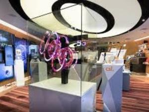 Catálogos holográficos y slots 3D para promociones