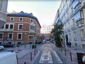 Stand setup for product launch at corporate event in Barcelona