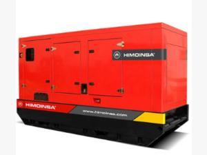 Sanitarios de lujo REMSA alquilados para boda al aire libre en Portugal