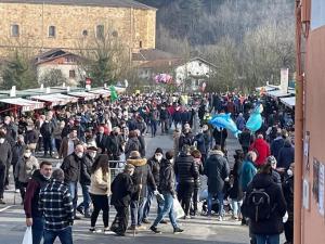 Promotoras y promotores para campañas de marketing y promociones