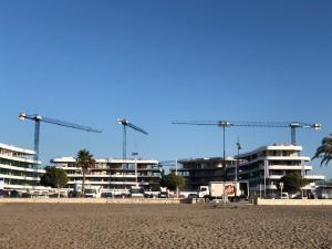 Casetas modulares Tobelem instaladas en obra de construcción en Sevilla