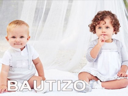 Decoración temática de Halloween con globos y serpentinas