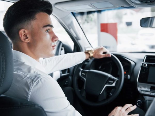 AV Autos Murcia: Transporte para Eventos Corporativos y Reuniones