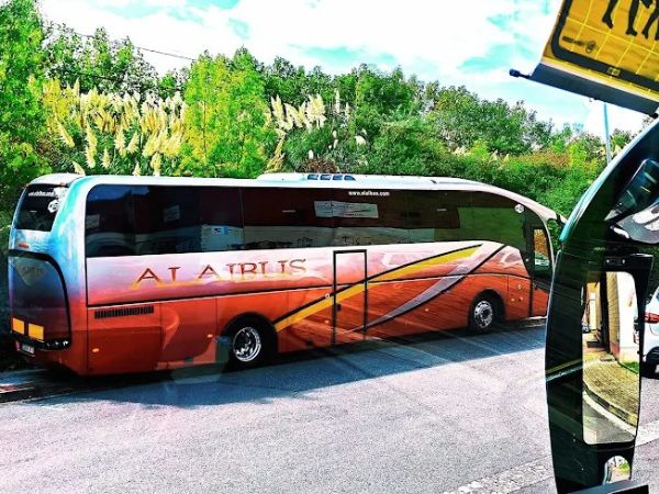 Transporte para Empresas y Eventos Corporativos con Alaibus