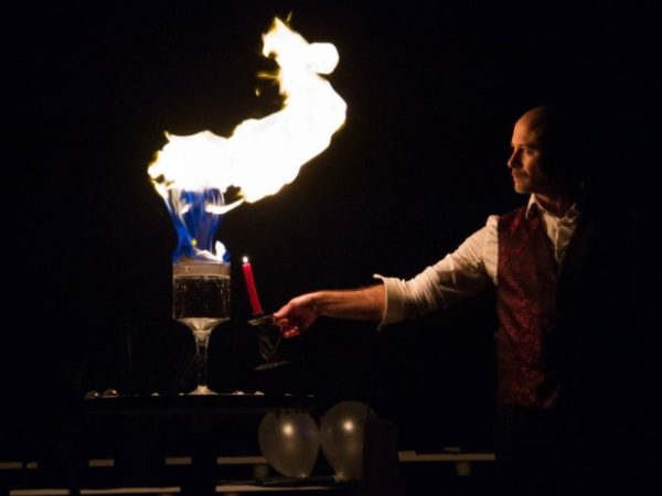 Andrés Kó: Arte efímero con pompas de jabón