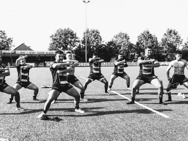 Authentic Haka Experience: Programas de Liderazgo y Motivación