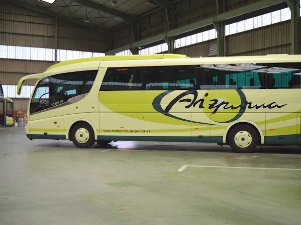Autocares Aizpurua: Traslados al Aeropuerto con Comodidad y Seguridad