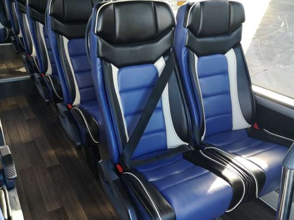 Servicios de Transporte para Eventos y Empresas con Autocares Azarbe