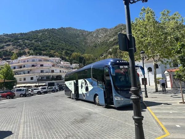 Autocares LACT: Transporte para Congresos y Convenciones en Sevilla