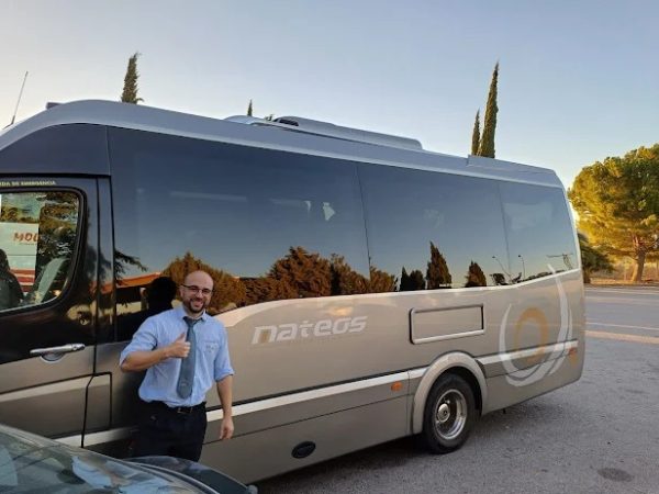 Servicios de Transporte para Eventos y Empresas con Autocares Mateos