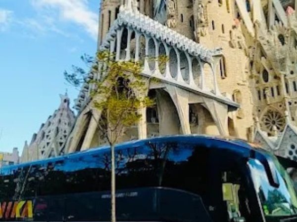 Autocares Nika: Empresa de Transporte de Viajeros con Experiencia y Calidad