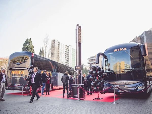 Autocares Nika: Excursiones y Viajes Turísticos en Autobús