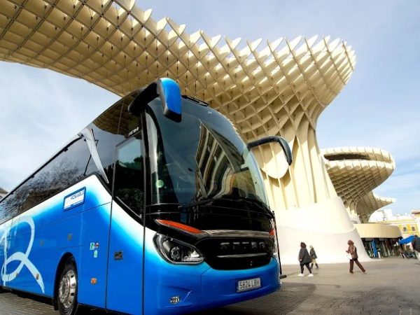 Autocares Rosabus: Transporte Ejecutivo para Empresas y Eventos