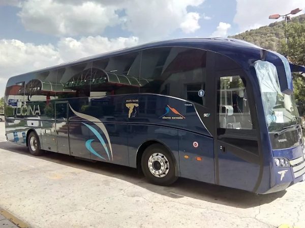 Autocares Tocina: Alquiler de Autobuses y Minibuses en Granada
