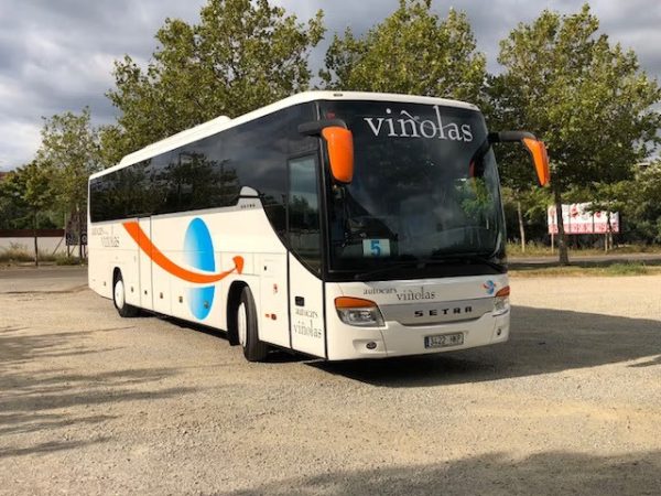 Autocars Viñolas: Excursiones y Viajes Turísticos en Autobús