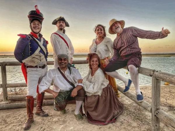 Visitas Teatralizadas con Actores en Cádiz: Una Experiencia Única