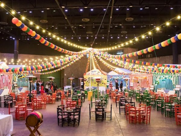 11. "Es.Cultura Eventos + Team Building: Soluciones de Eventos para Empresas y Grupos"