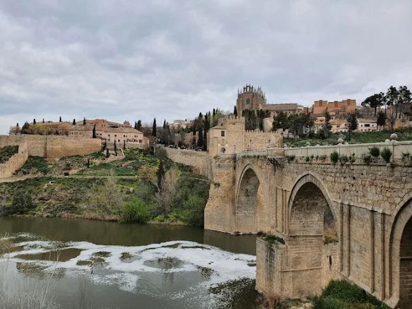 Eventos de Team Building y Corporativos en Toledo con Fly Toledo