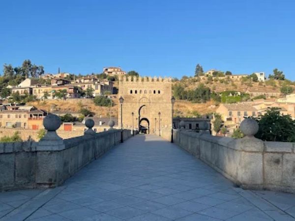 Tirolina Urbana en Toledo: Una Experiencia Única con Fly Toledo