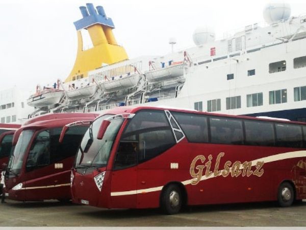 Gilsanz: Transporte escolar y actividades deportivas en A Coruña