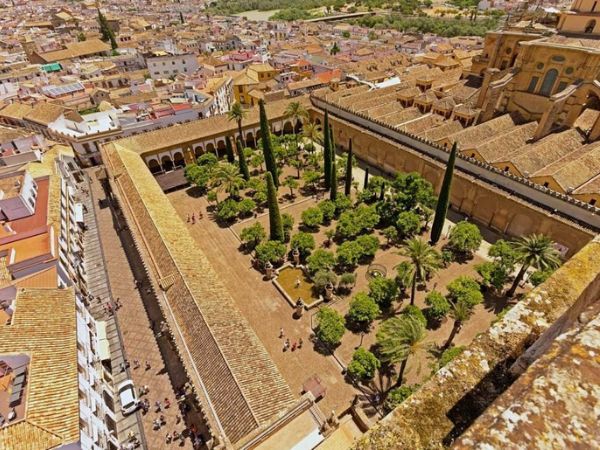 Publicidad Aérea con Globos Corporativos
