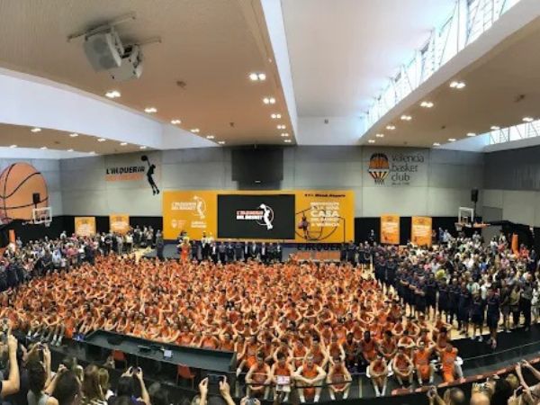 L’Alqueria del Basket: Instalaciones Deportivas y Eventos para Empresas