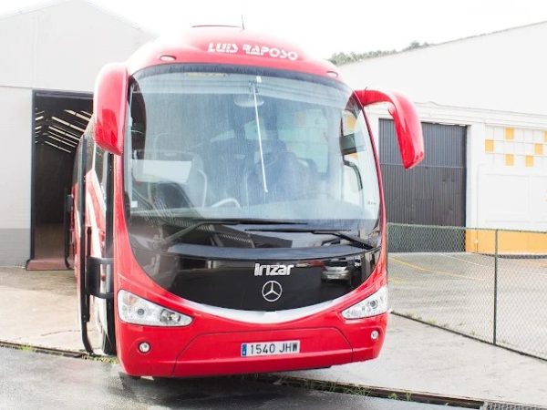 Luis Raposo Autocares: Servicios de transporte para grupos y asociaciones
