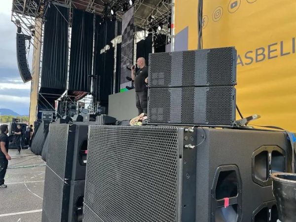 Oxigen Sonido e Iluminación: Iluminación Decorativa y Artística