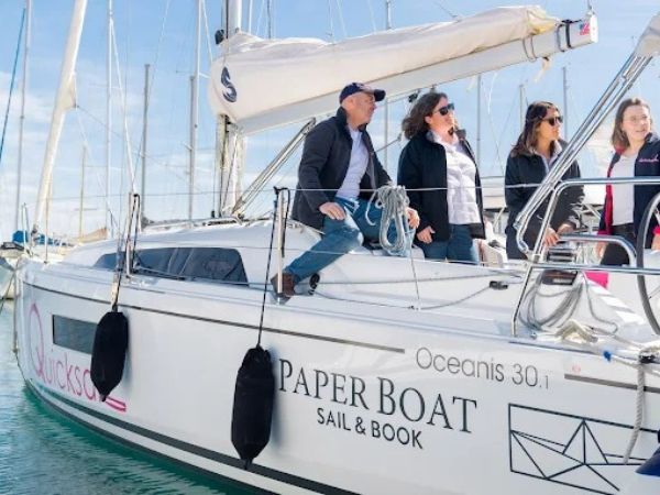Quicksail: Experiencias Únicas en el Mar para Empresas y Grupos