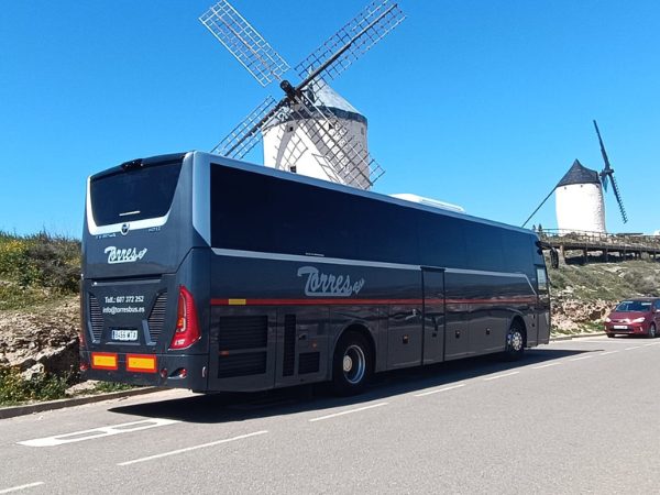 Transporte para eventos y bodas en Madrid y Toledo con Torres Bus