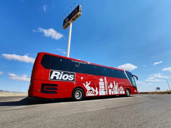 Autocares Ríos: Transporte Ejecutivo para Empresas y Eventos