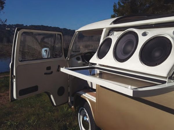 DJ Truck para Eventos Corporativos y Privados con Lola Van